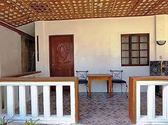 Bluewaves - Basdaku By Hiverooms Resort Moalboal